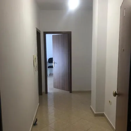 Apartamento Like Tirana